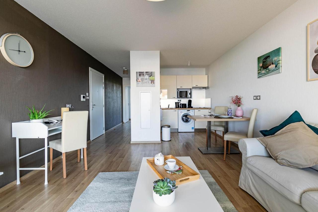 Ovelia Strasbourg - Les Jardins Des Deux Rives Apartment Bagian luar foto